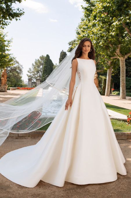 Bruidspaleis Pronovias Elenco